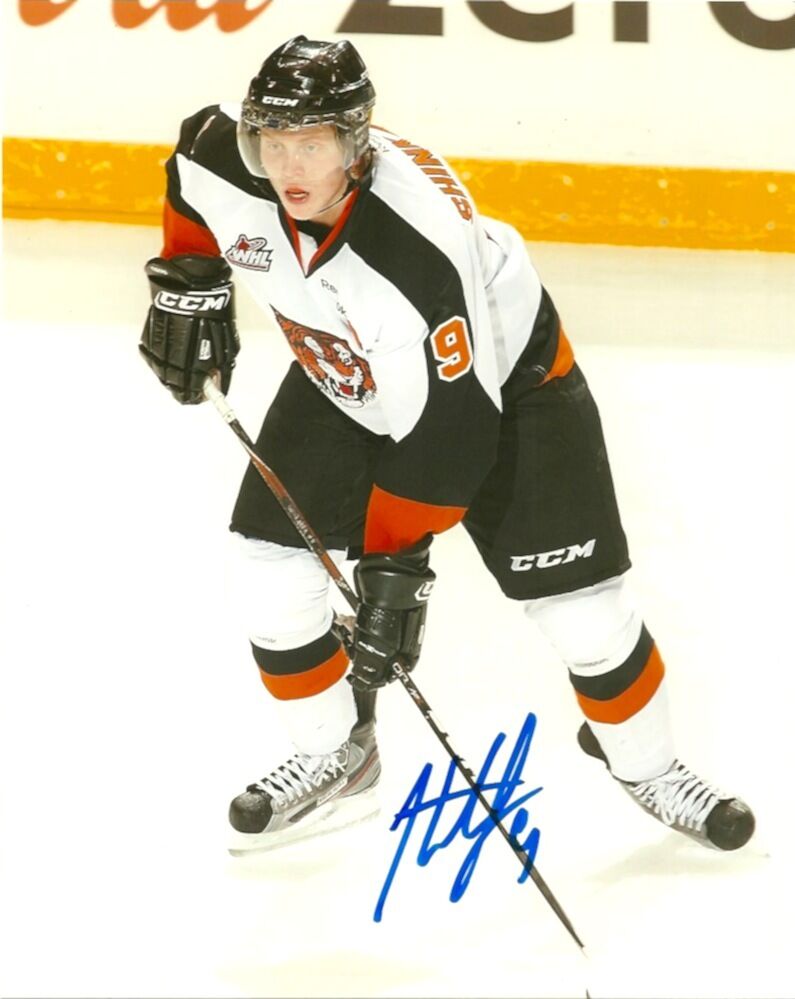 Medicine Hat Tigers Hunter Shinkaruk Autographed Signed 8x10 Photo Poster painting COA