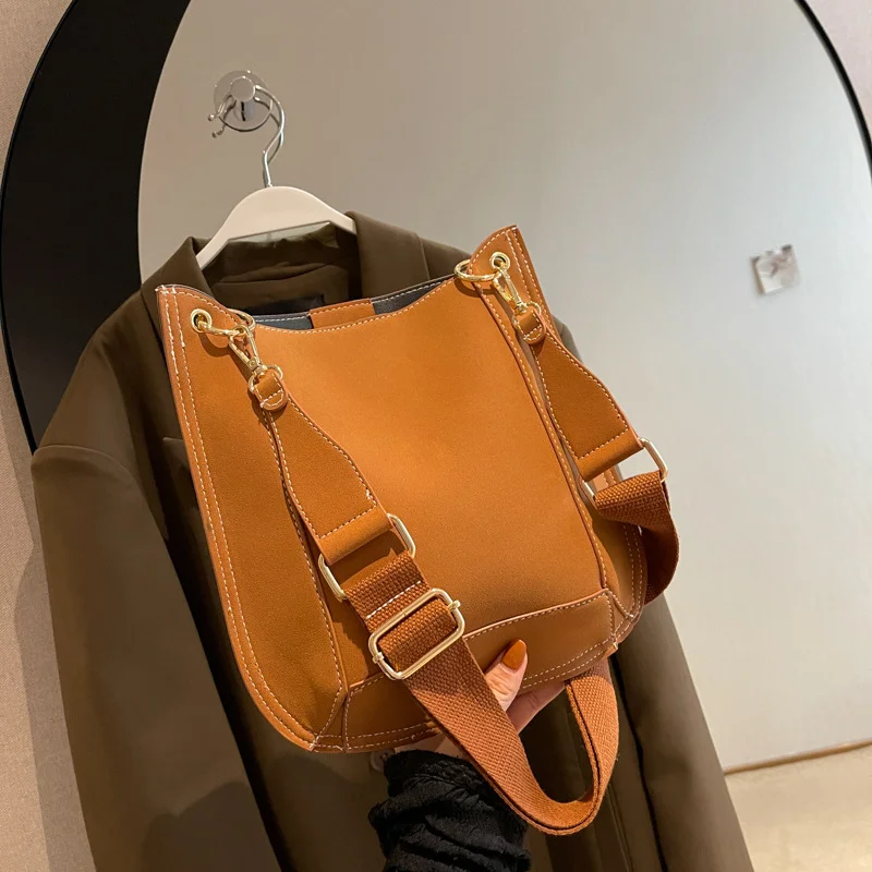 Frosted Shoulder Bag Retro Simple Stitching Messenger Bag