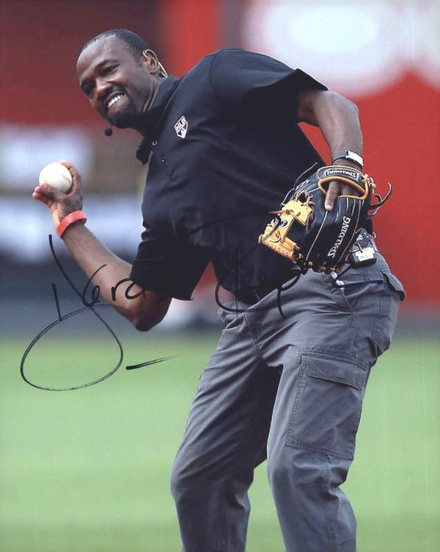 Harold Reynolds authentic signed baseball 8x10 Photo Poster painting W/Cert Autographed (A0070)