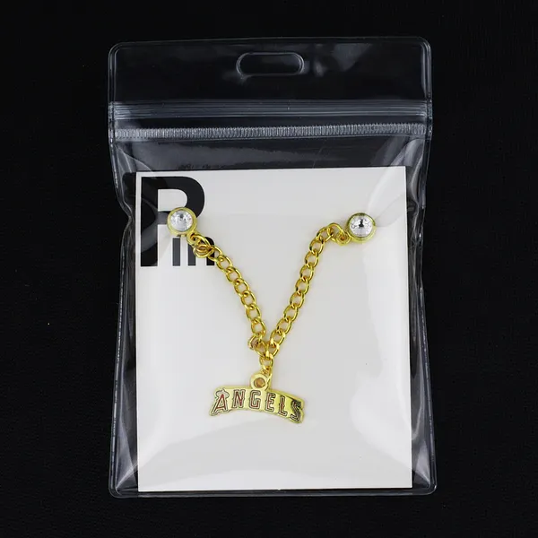 Foto del pin Baseball Hat Pendant 15