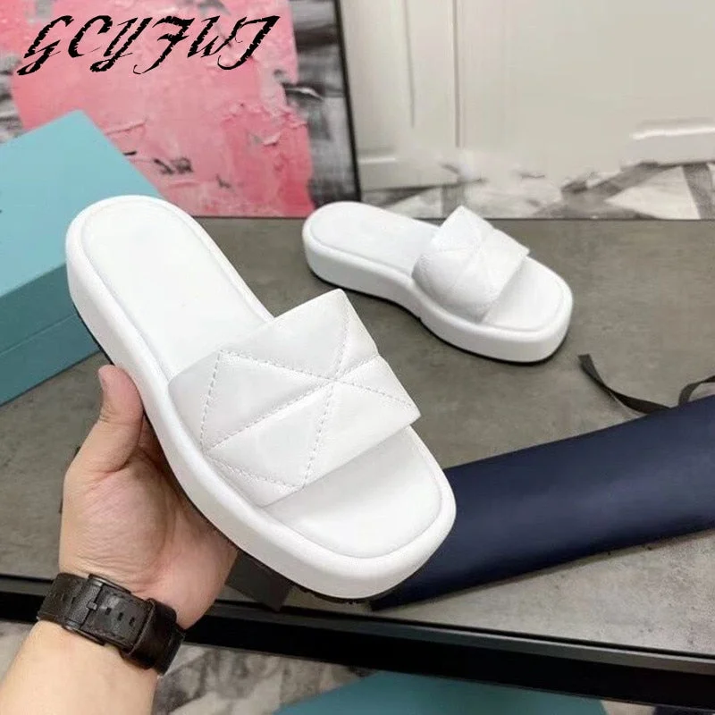 Genuine Leather Women Sandals Thick Bottom Leisure Beach Flat Platform Sandalias Soft Comfortable Round Toe Fashion Female Shoes