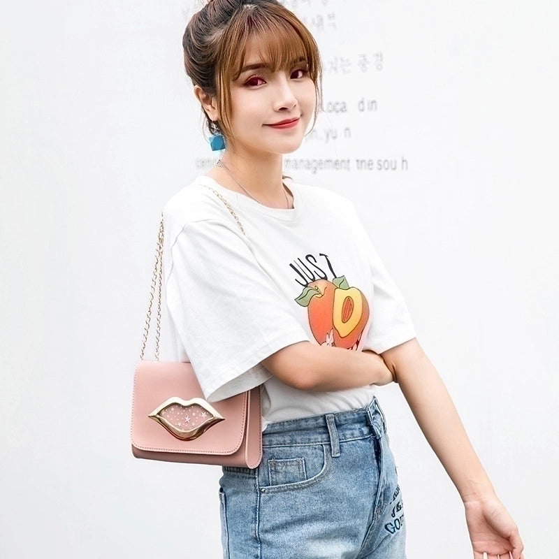 Women’s Small Pu Leather Lips Streetwear Square Magnetic Buckle Shoulder Bag Crossbody Bag Chain Bag