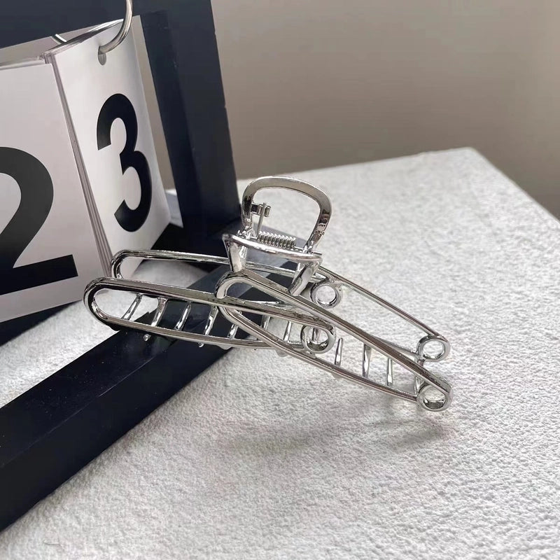 Casual Minimalist Women’s Star Solid Color Alloy Metal Hollow Out Hair Clip Hairpin Hair Claws