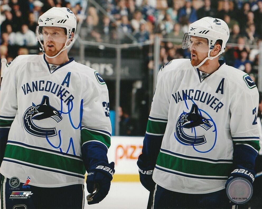 DANIEL & HENRIK SEDIN TWINS SIGNED VANCOUVER CANUCKS 8x10 Photo Poster painting #2 Autograph