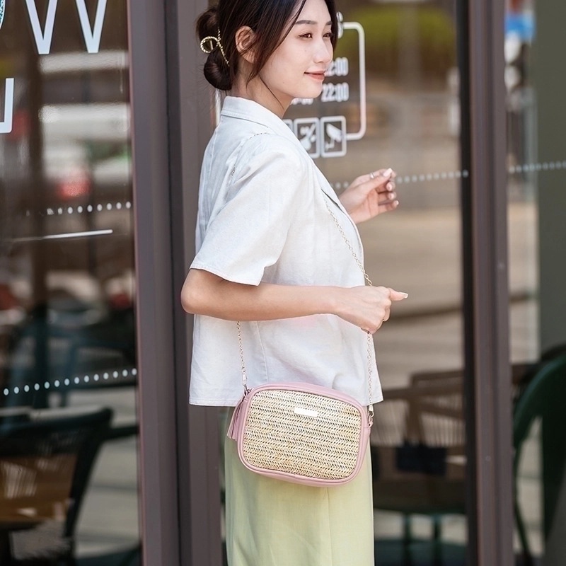 Women’s Small Spring&summer Straw Fashion Shoulder Bag