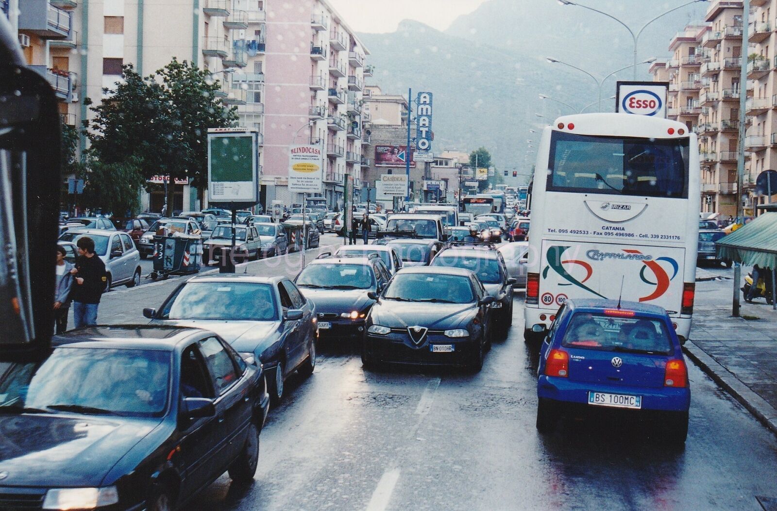 Street Scene FOUND Photo Poster paintingGRAPH ColorOriginal PALERMO ITALY 811 28