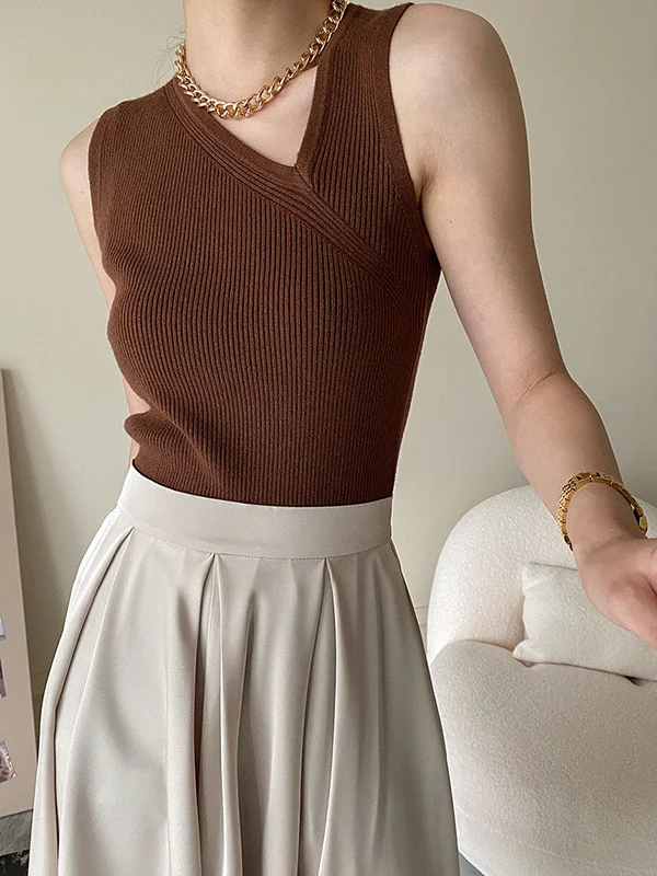 Sleeveless Asymmetric Solid Color V-Neck Vest Top