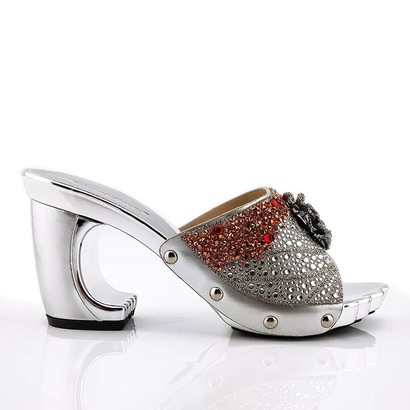 QSGFC New Arrival Fashionable Italian Shoes and Bag Sets Silver Color Women's Wedding Special Appliques for African Lady Sandals