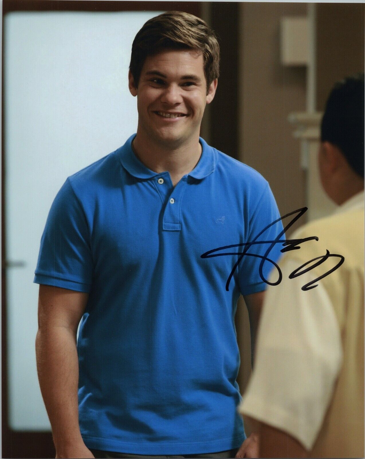 ~~ ADAM DEVINE Authentic Hand-Signed PITCH PERFECT