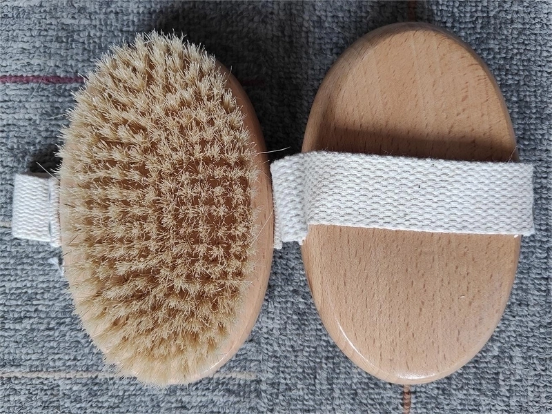 Retro Solid Color Wood Bath Brush/massage Brush 1 Piece