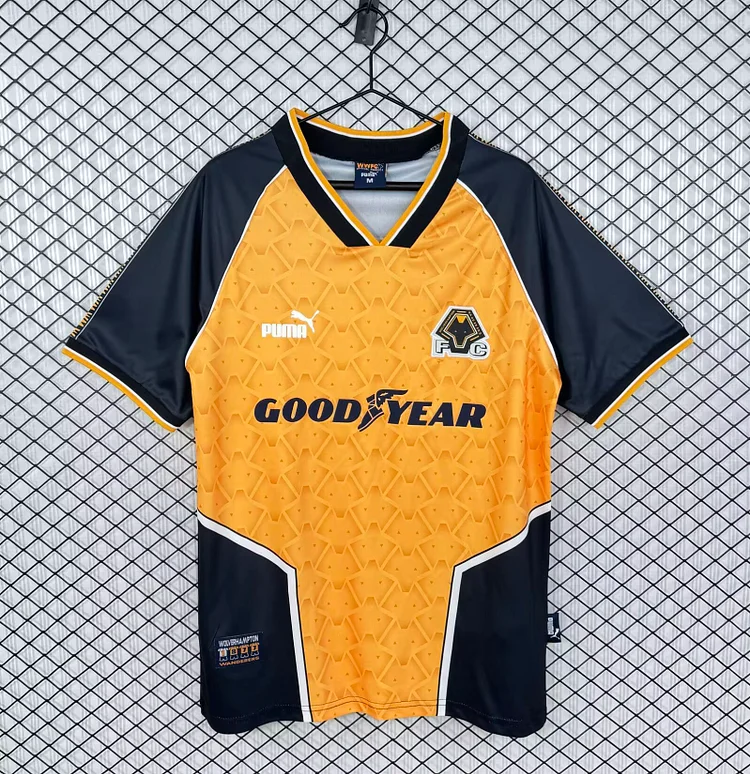 Wolves 1996/98 Retro Home Football Jersey