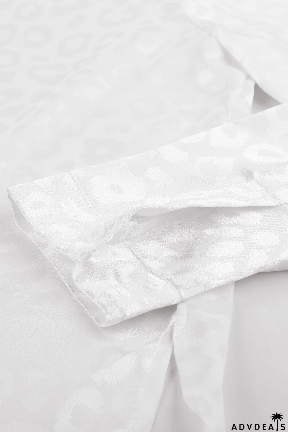 Turn-down Collar Embossed Button Shirt