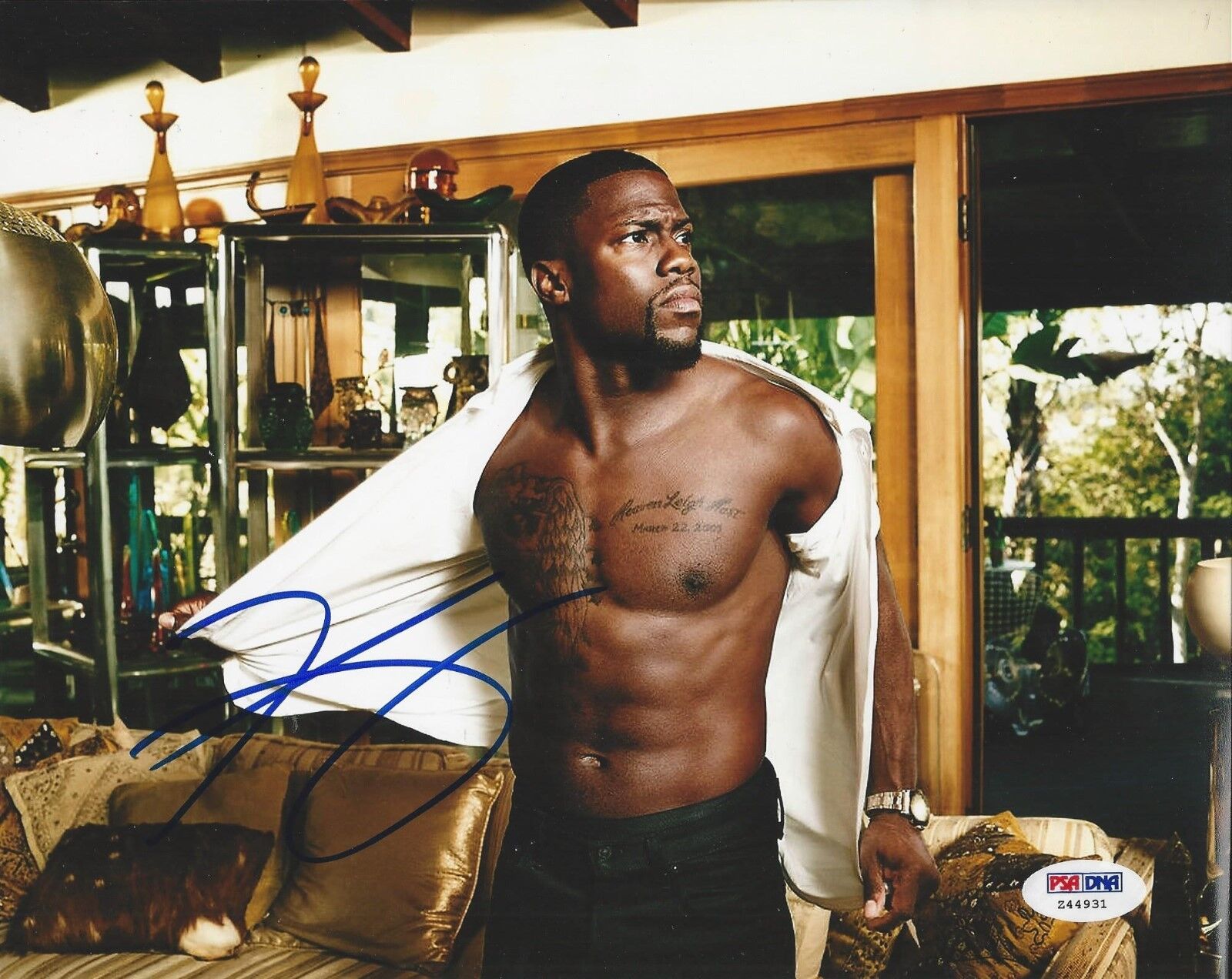 Kevin Hart Signed 8x10 Photo Poster painting *Comedian PSA Z44931