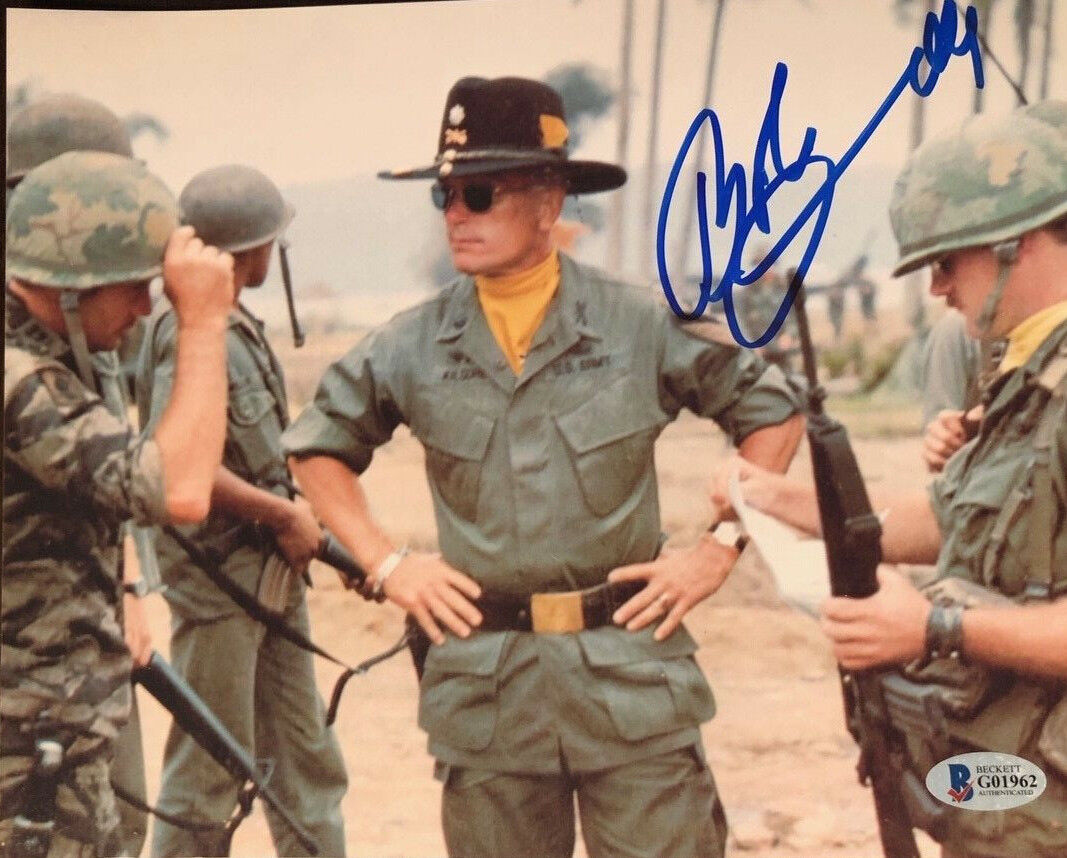 Robert Duvall signed autographed 8x10 Photo Poster painting Apocalypse Now BECKETT AUTHENTICATED