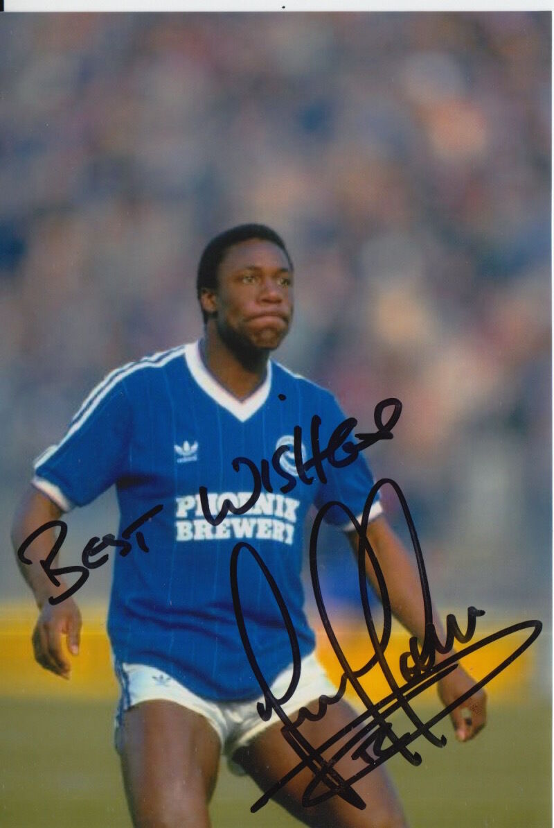 BRIGHTON HAND SIGNED TERRY CONNOR 6X4 Photo Poster painting 1.