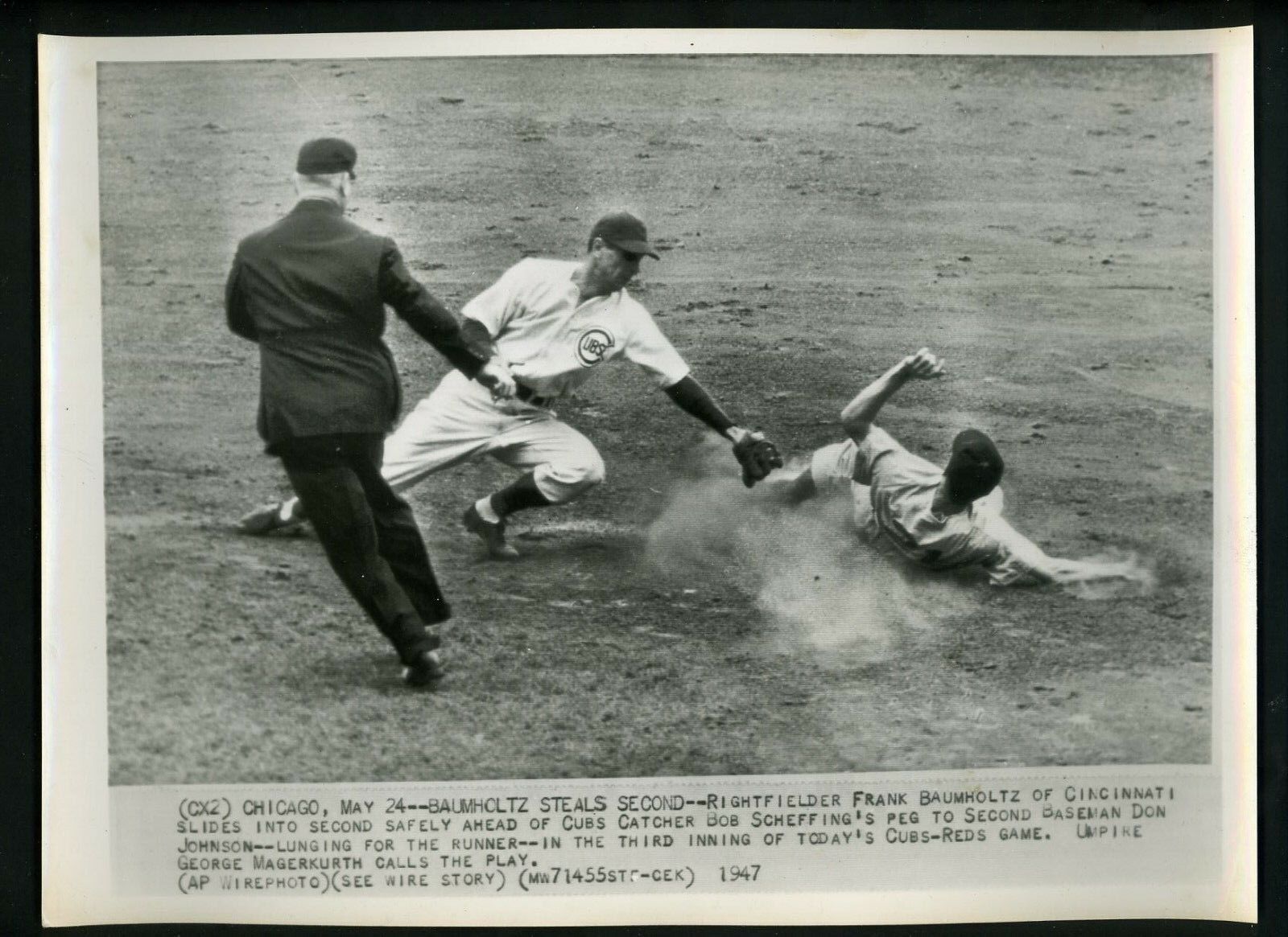 Don Johnson & Frank Baumholtz 1947 Press Photo Poster painting Chicago Cubs Cincinnati Reds