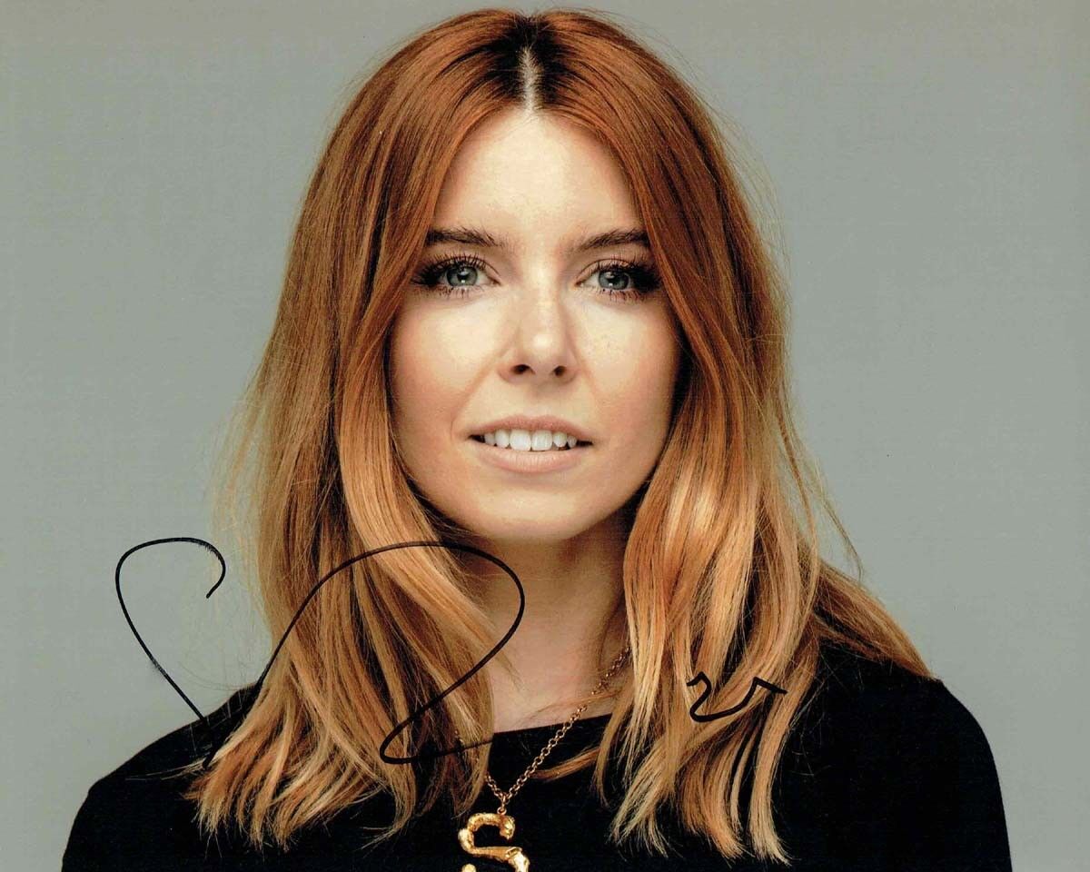 Stacey DOOLEY TV Presented Journalist SIGNED Autograph 10x8 Photo Poster painting 9 AFTAL COA