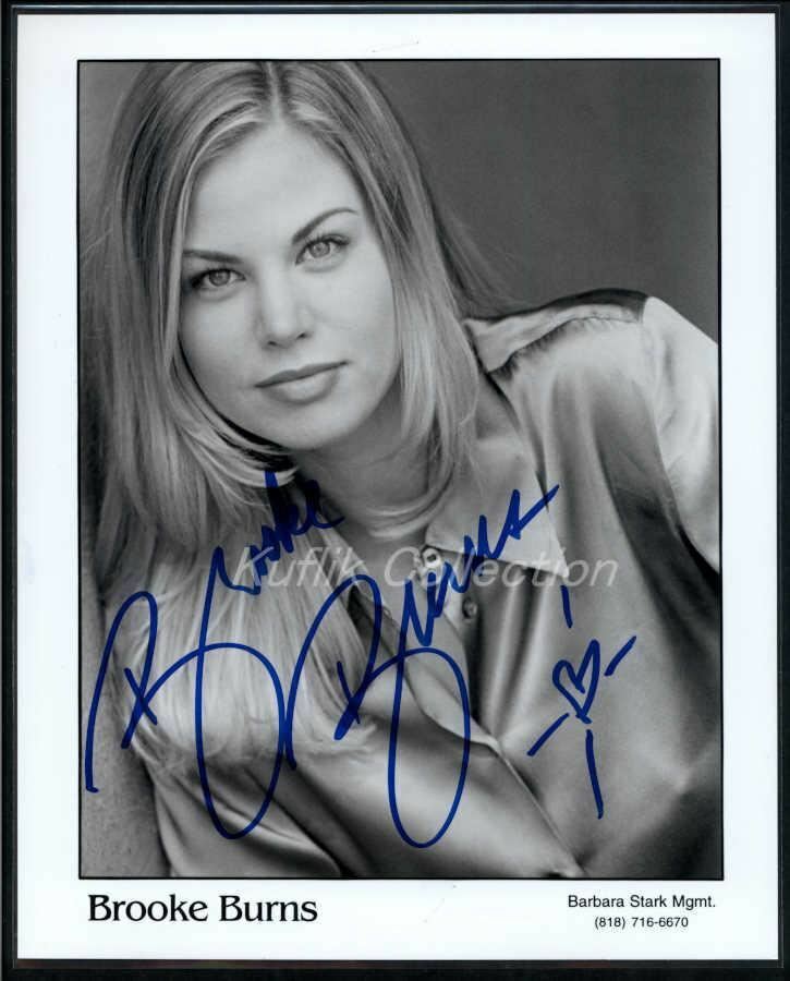 Brooke Burns - Signed Autograph Headshot Photo Poster painting - Baywatch - Actress