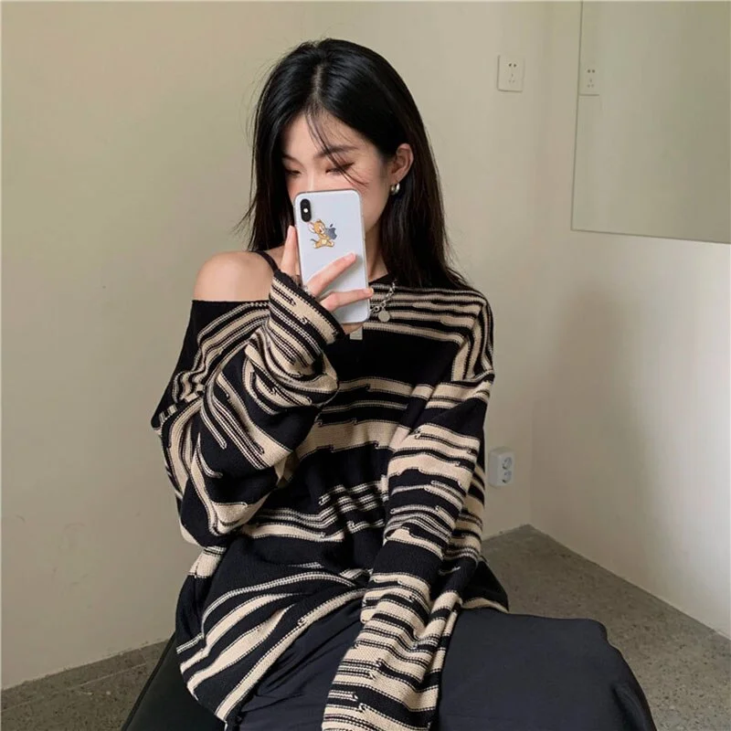 Graduation Gifts  2022 springautumn thin Korean style O neckStriped Loose Patchwork Sweater Hip Hop Retro Oversize Pullover Casual Knitted Jumpers