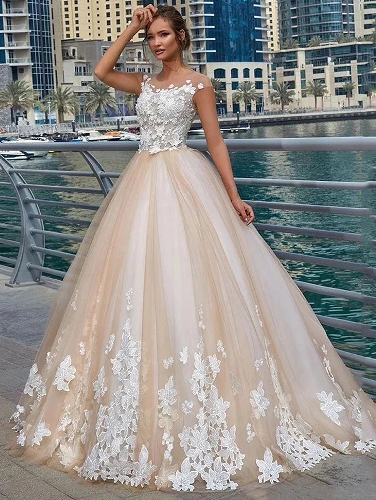 Tulle Appliques Ball Gown Wedding Dress Scoop Neck Illusion Bridal Gowns