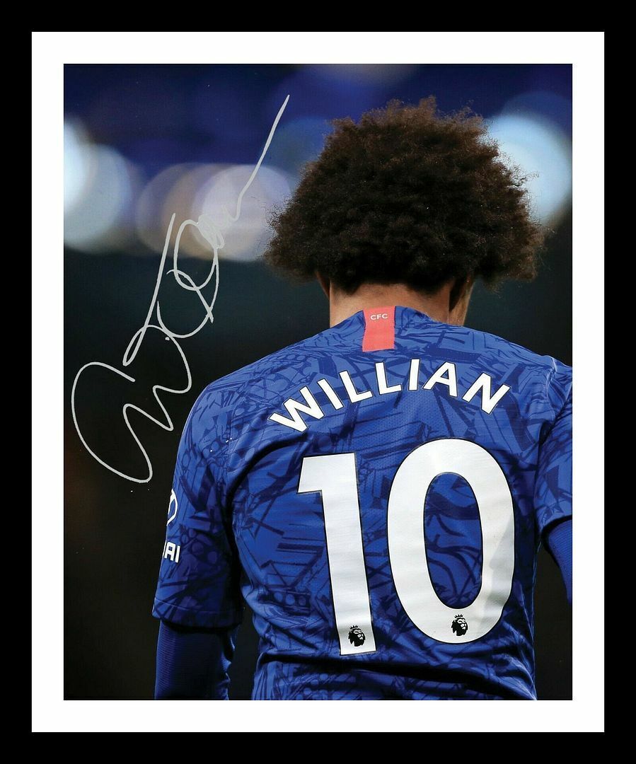 Willian - Chelsea Autograph Signed & Framed Photo Poster painting 1