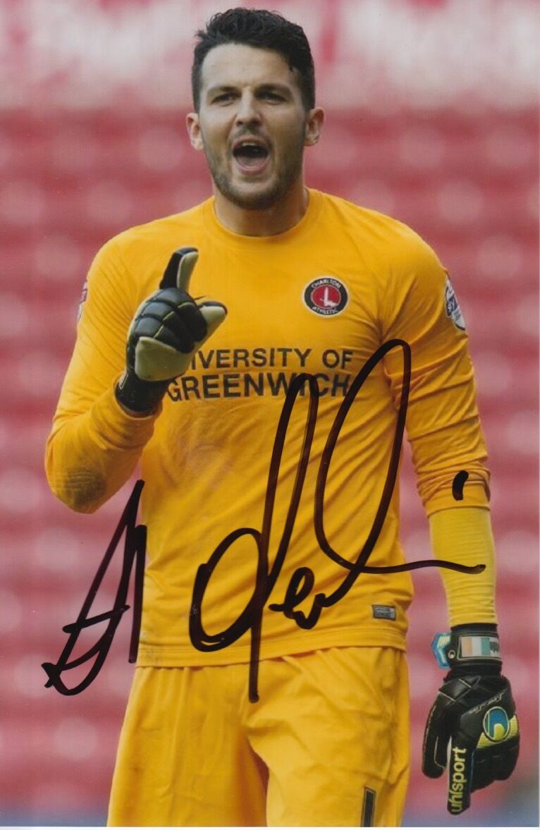 CHARLTON ATHLETIC HAND SIGNED STEPHEN HENDERSON 6X4 Photo Poster painting 1.