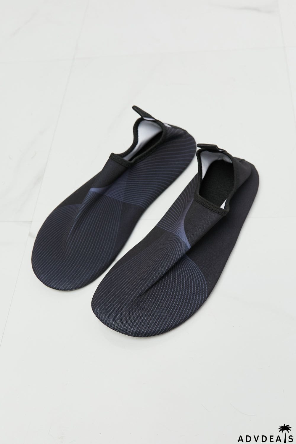 MMshoes On The Shore Water Shoes in Black