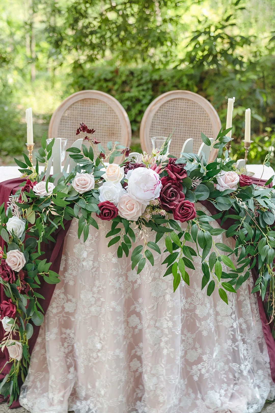 Flower Sign Decor in Romantic Marsala