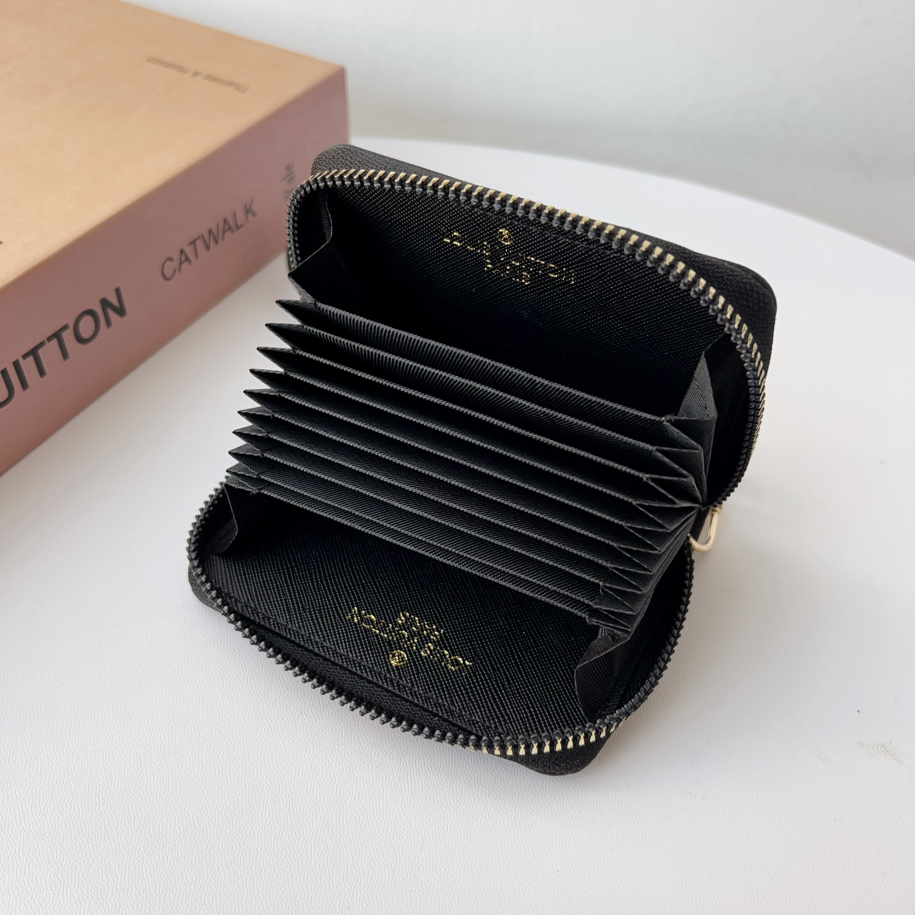 Mini Louis Vuitton Handbag Zip Wallet Gucci Card Holder Leather Coin Purse