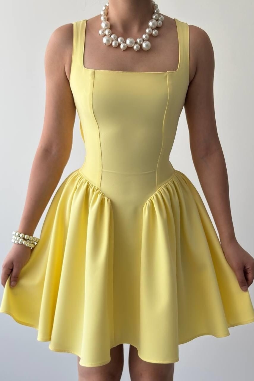 Oknass Spaghetti Straps Square Neck Sleeveless Short Prom Dress With Pleated