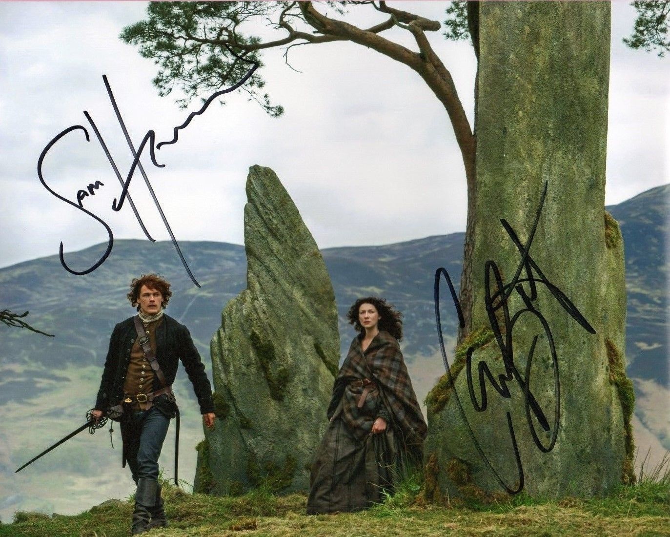 OUTLANDER CAITRIONA BALFE & SAM HEUGHAN AUTOGRAPHED SIGNED A4 PP POSTER Photo Poster painting I