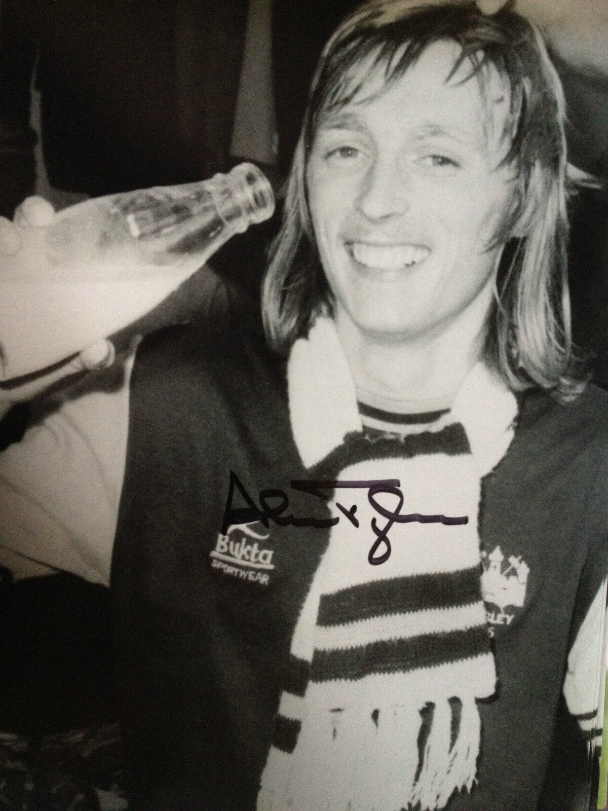 ALAN TAYLOR - FORMER WEST HAM PLAYER - SUPERB SIGNED B/W Photo Poster paintingGRAPH