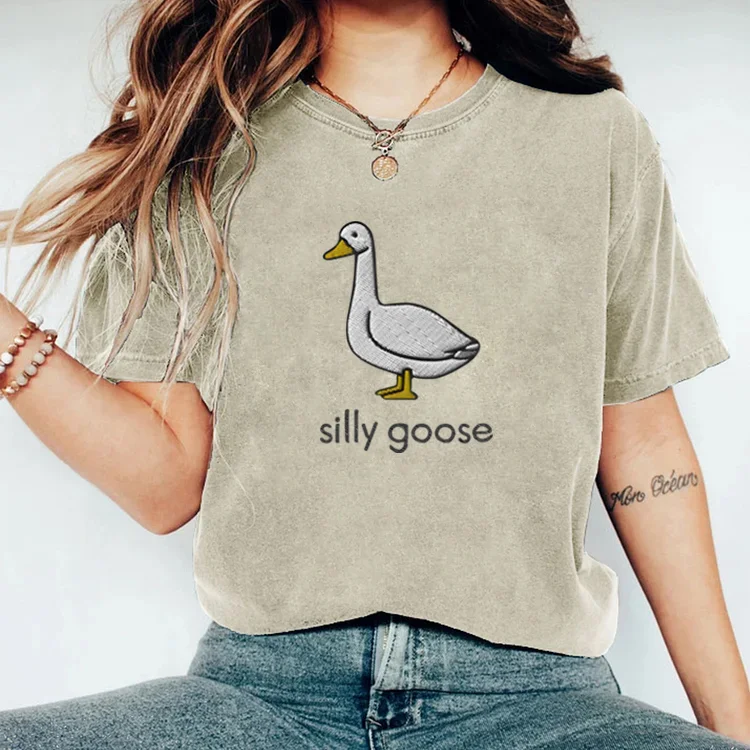 Eagerlys Silly Goose Embroidered T-shirt Eagerlys