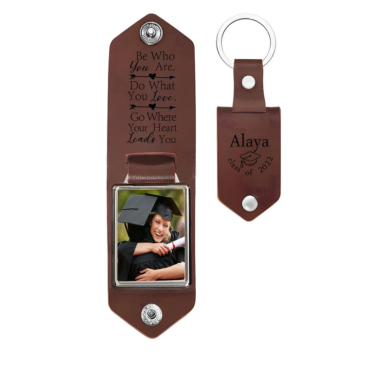 2024 Graduation Gifts - Personalized Name & Year Flip Leather Keychain Customized Photo Keychain Gift for Her/Him