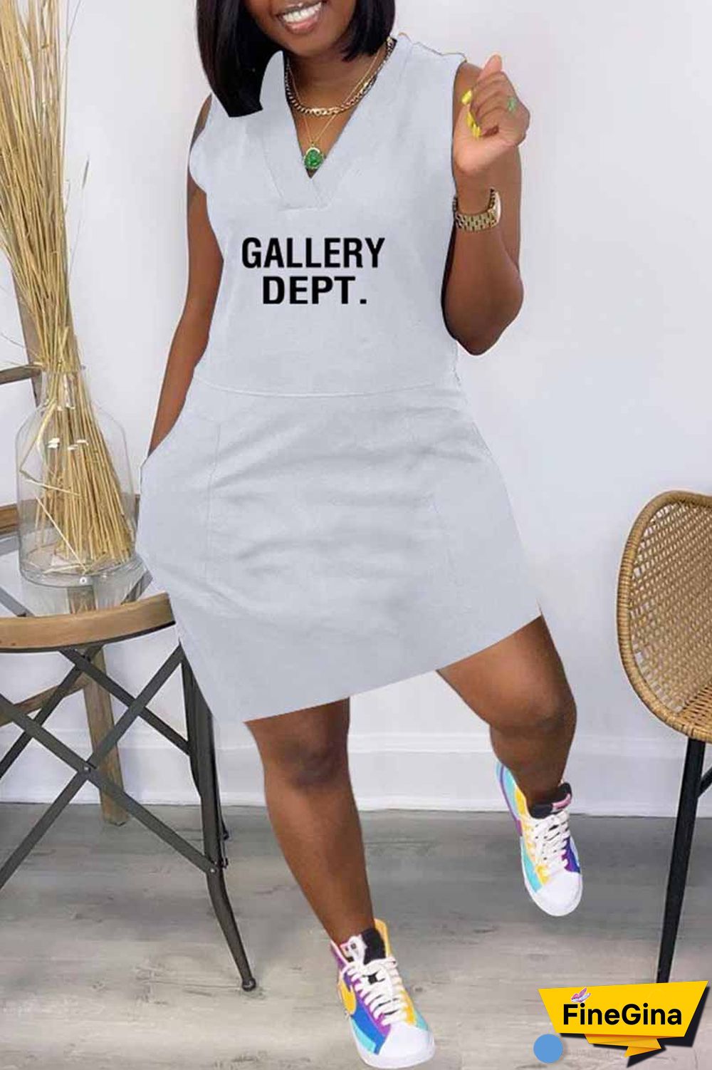 Army Green Street Print Letter V Neck One Step Skirt Dresses