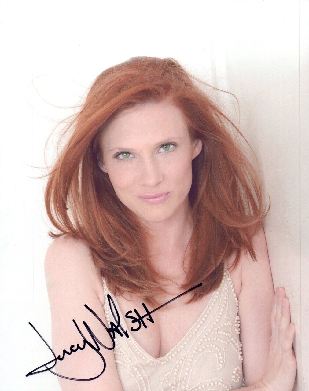 Lucy Walsh Signed Autographed 8x10 Photo Poster painting Actress COA