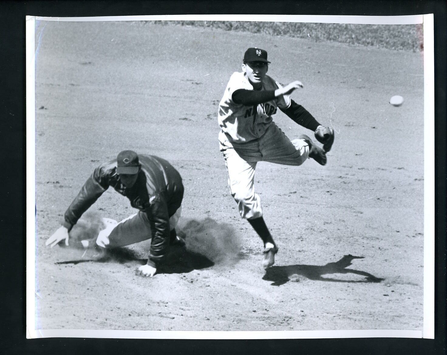 Al Dark & Johnny Klippstein 1952 Type 1 Press Photo Poster painting New York Giants Chicago Cubs