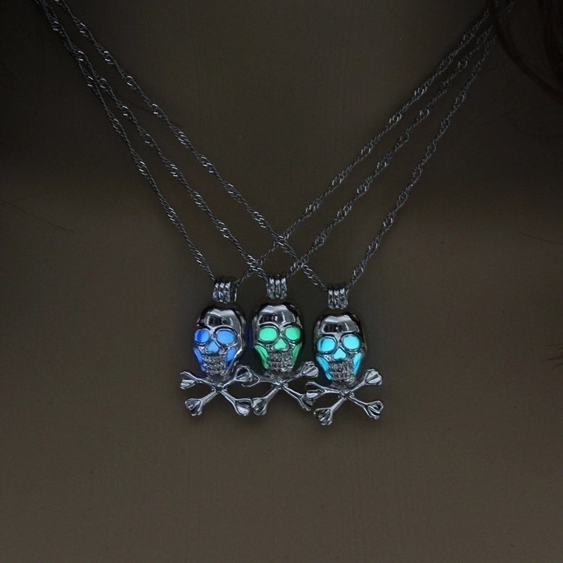 Hot-selling Luminous Openable Skull Pendant Halloween Luminous Necklace