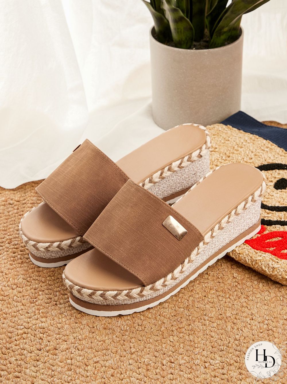 Resort Hemp Rope Sole Wedge Sandals