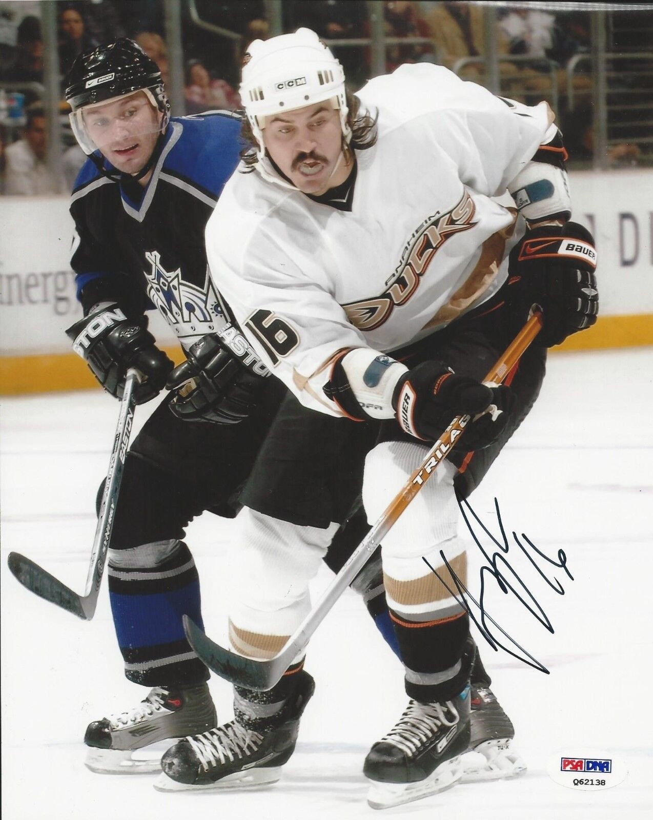 George Parros Anaheim Ducks signed 8x10 PSA/DNA Cert # Q62138