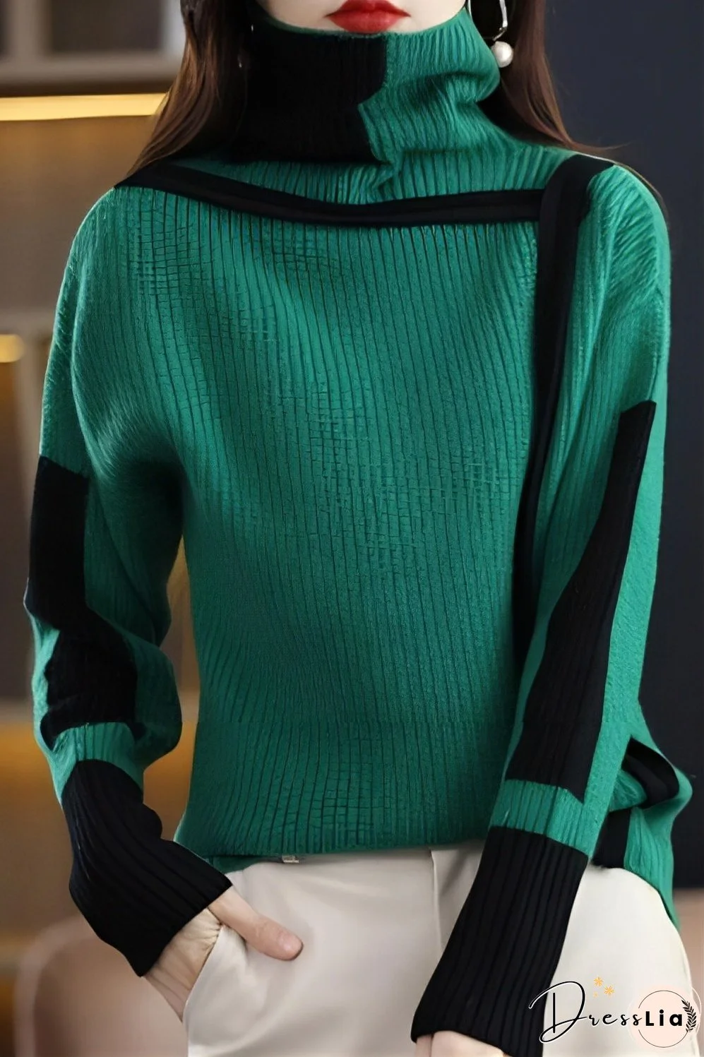 Simple and Stylish winter garment