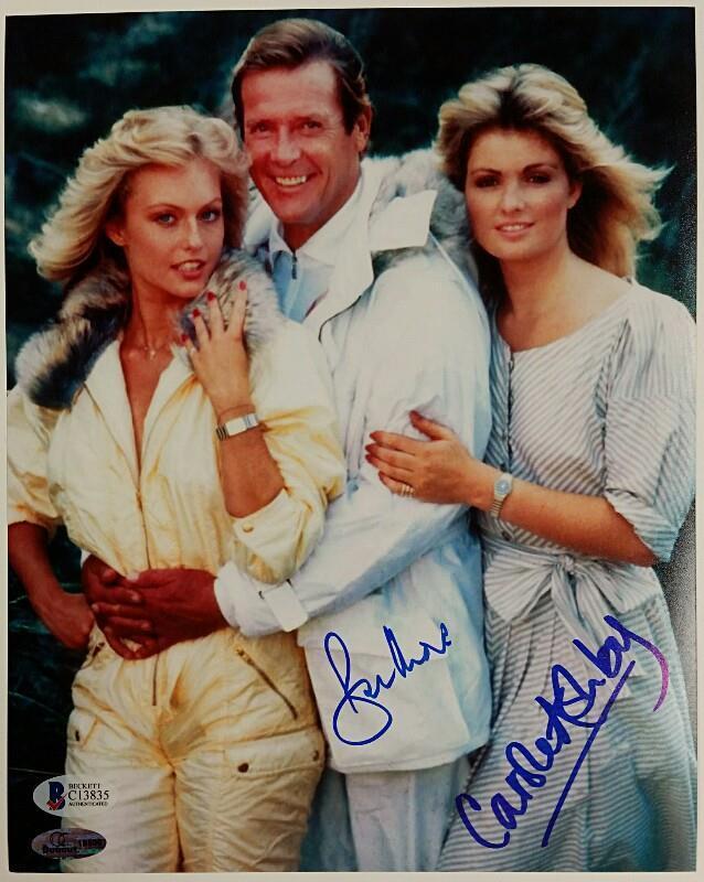 Roger Moore + Carole Ashby Signed 8x10 James Bond 007 Photo Poster painting #1 Beckett BAS COA