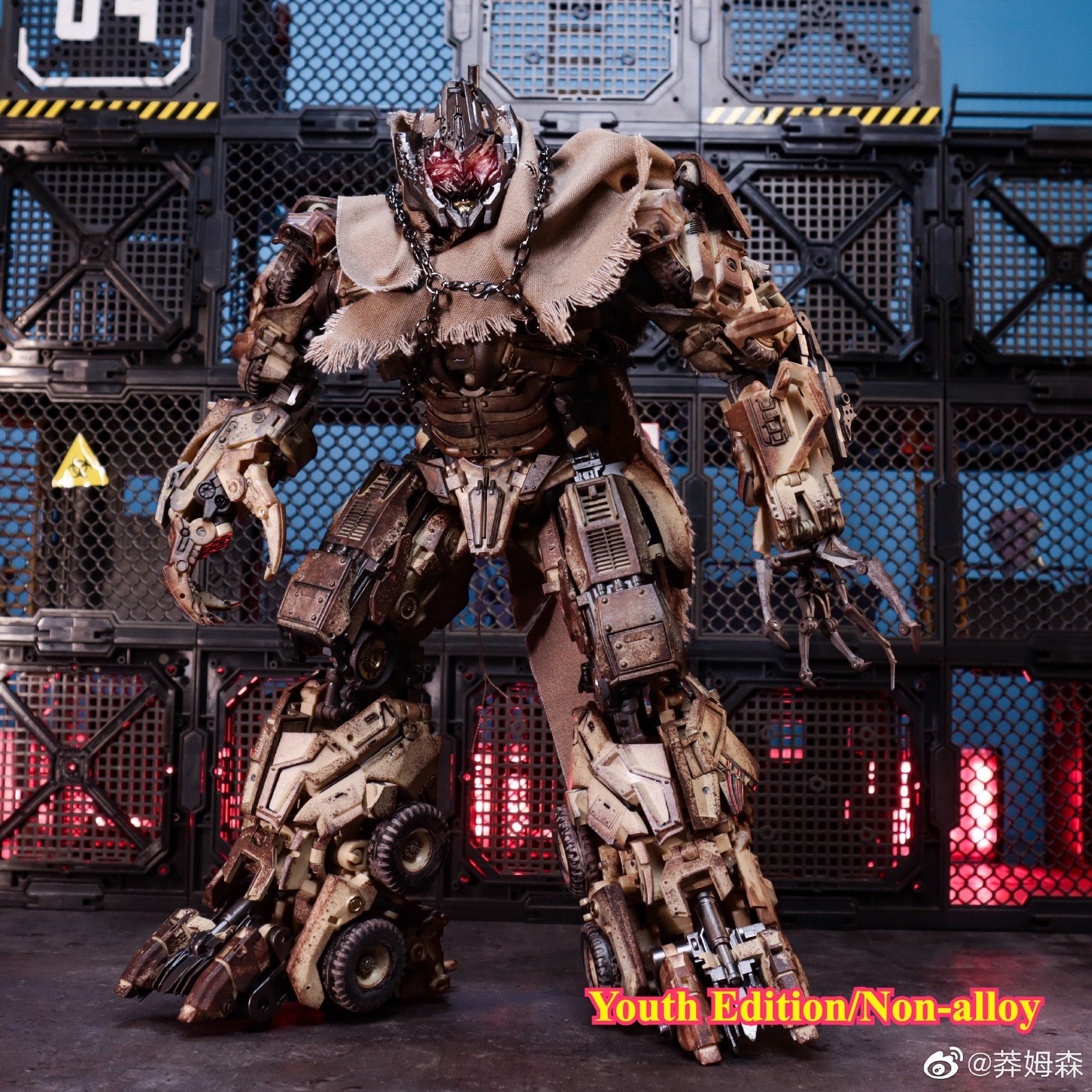 Unique Toys R-05 Mega Tanker Truck Desperado Youth Transformers Action Figure