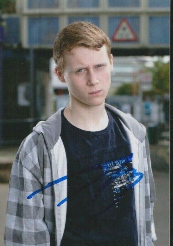 Jamie Borthwick **HAND SIGNED** 6x4 Photo Poster painting ~ Eastenders Jay ~ AUTOGRAPHED