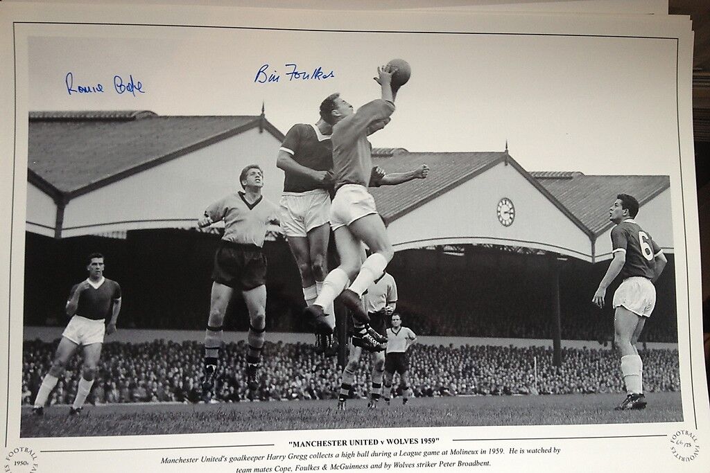 BILL FOULKES & RONNIE COPE - MANCHESTER UNITED LEGENDS - SIGNED 1950's Photo Poster painting