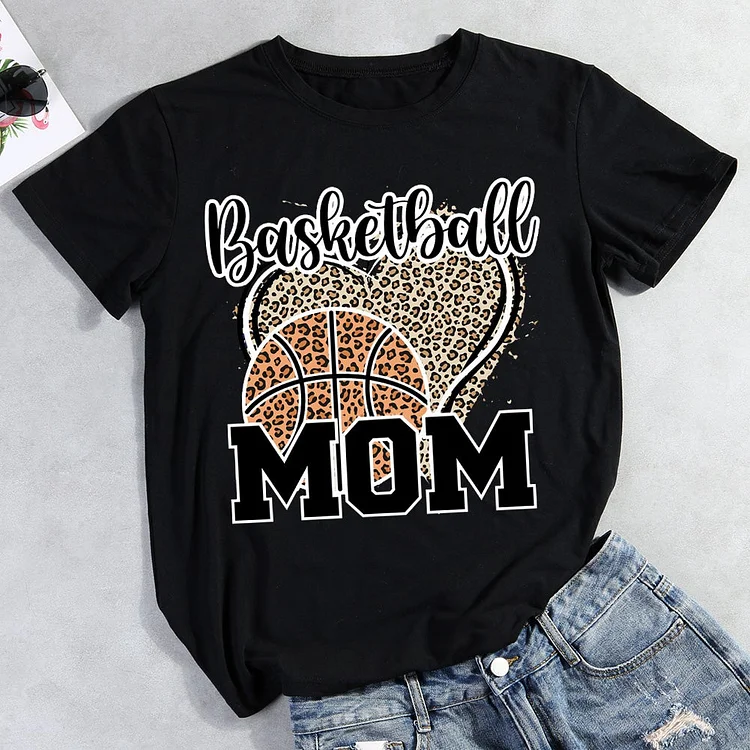 Basketball Mom Love Heart Leopard Print T-shirt-011277