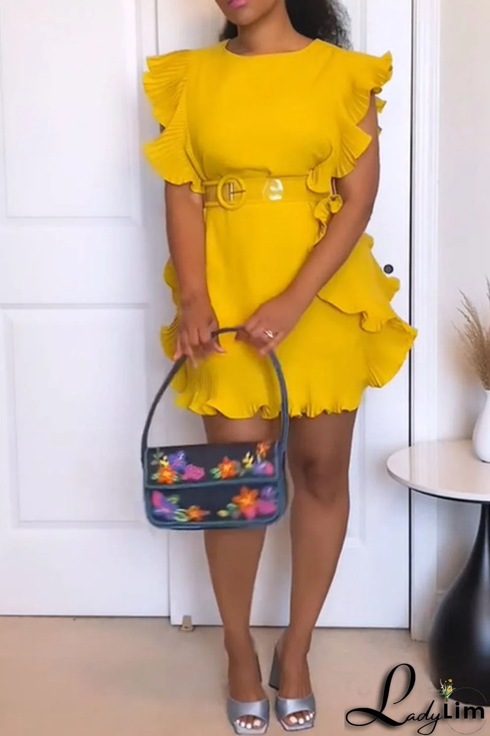 Yellow Casual Solid Patchwork Flounce O Neck One Step Skirt Dresses