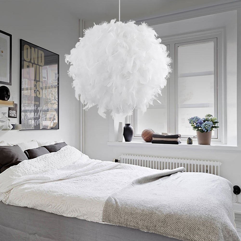 Pendant Feather Lamp Romantic Dreamlike Feather Droplight Bedroom Living Room Parlor Hanging Lamp E26/E27 Max 60W