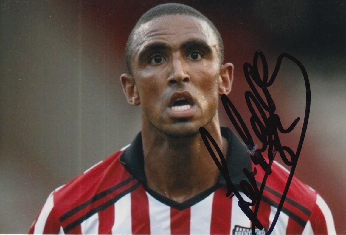 BRENTFORD HAND SIGNED LEON LEGGE 6X4 Photo Poster painting 6.