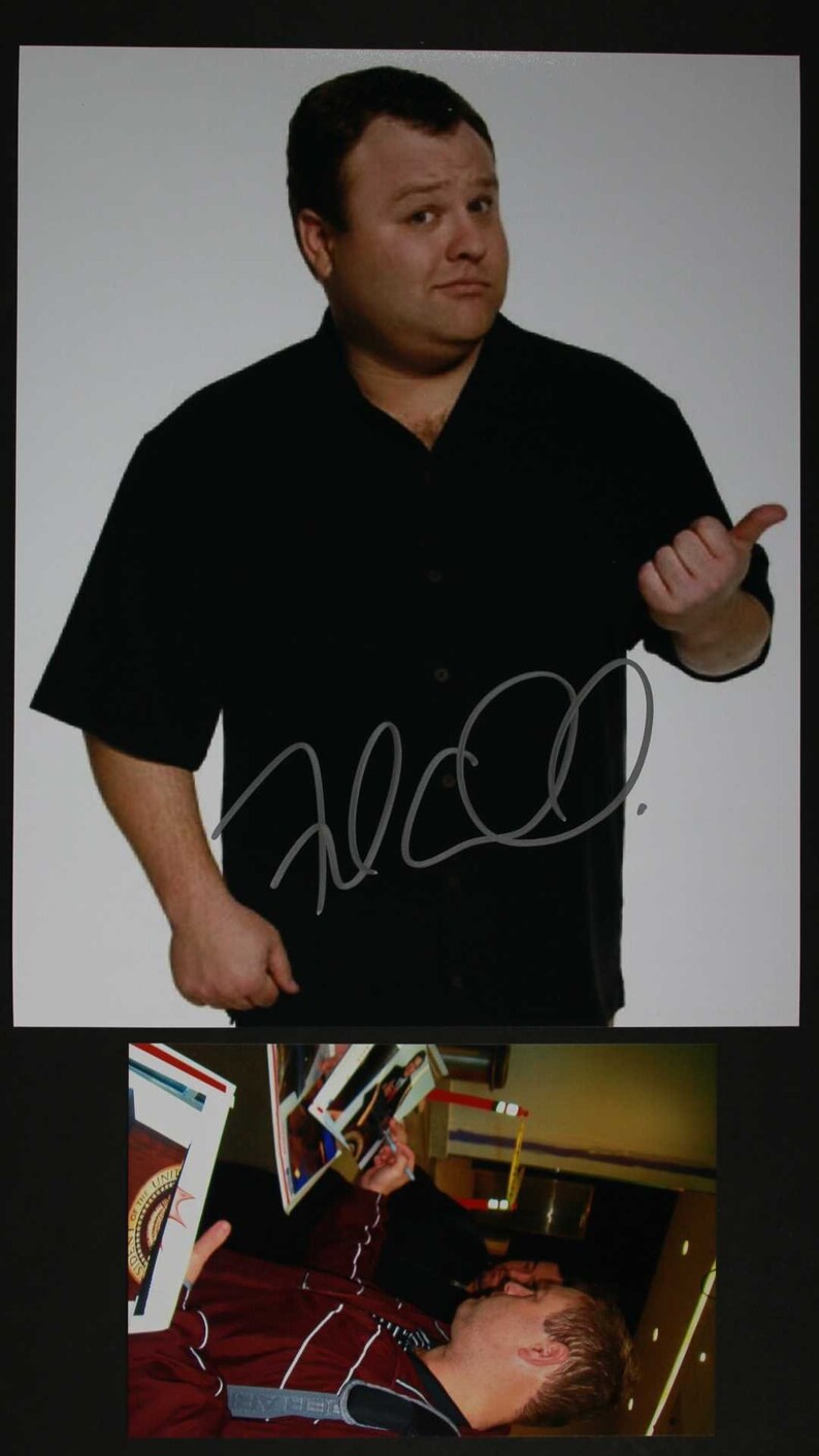 Frank Caliendo Signed Autographed Glossy 8x10 Photo Poster painting w/ Signing Photo Poster painting